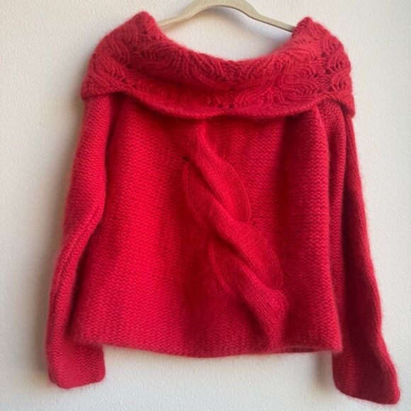 Vintage 2 Sisters Angora Fuzzy Fluffy Off The Shoulder Red Sweater Size Medium - Picture 1 of 5